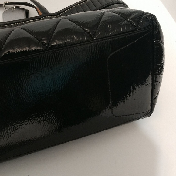 Authentic Coach Black Glazed Leather Shoulder Bag - Picture 5 of 13